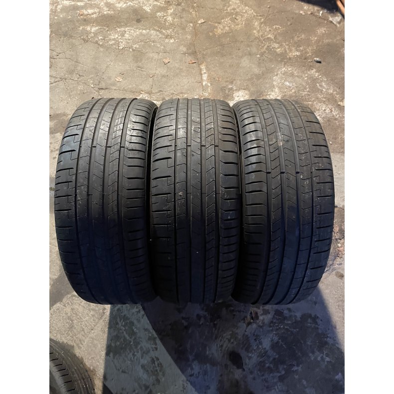 22" Pirelli 255/40r22 Ref.S18 sommerdk