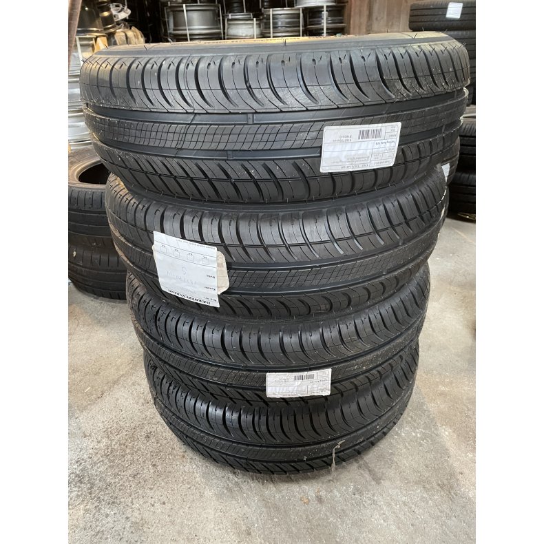 14" Michelin 185/70r14 Ref.S33 sommerdk 