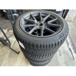 18� Tesla 3 Ref.A53 vinterd�k 