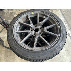 18� Tesla 3 Ref.A53 vinterd�k 