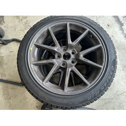 18� Tesla 3 Ref.A53 vinterd�k 