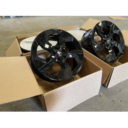 19 Tesla Model 3, TESLA MODEL Y Ref.H1 