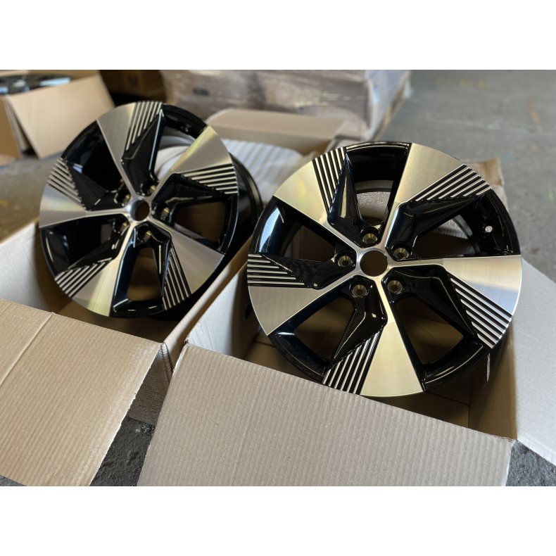18 Originale aluflge Renault Megane E-Tech, KADJAR, Symbioz, Captur, CLIO RS, Espace