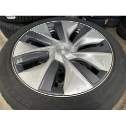 19� Tesla Model Y Ref.Z9 sommerd�k 