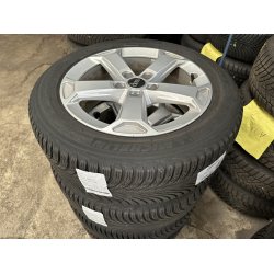 17� Audi Q2 Ref.223 vinterd�k 