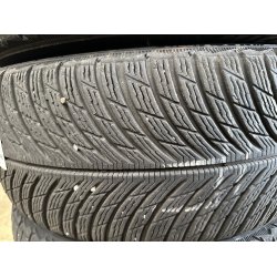 18� BMW i4 Ref.A52 vinterd�k 