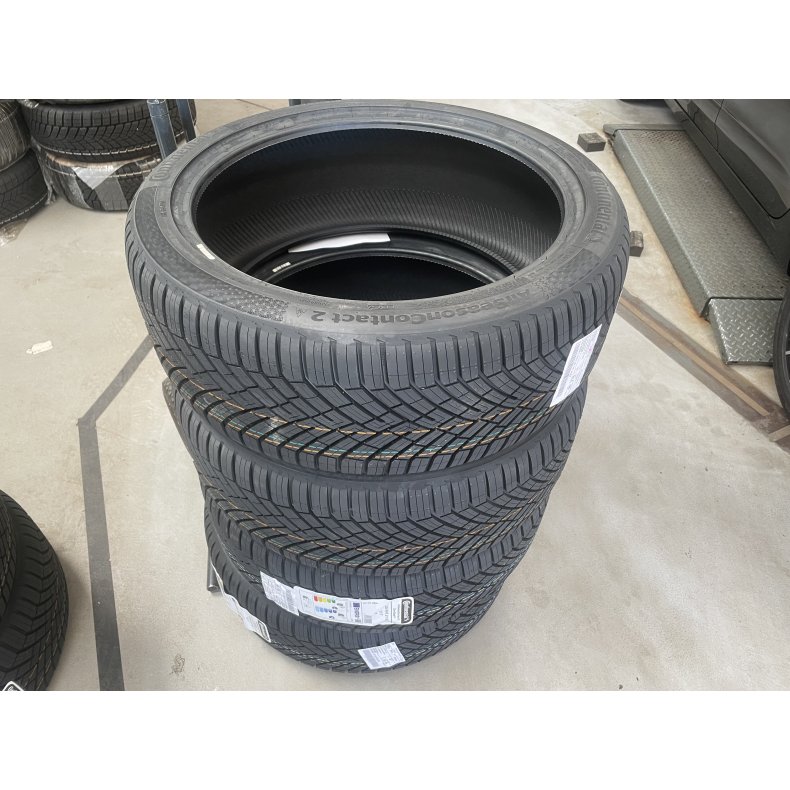 235/45r21 og 255/40r21 Continental helrsdk 