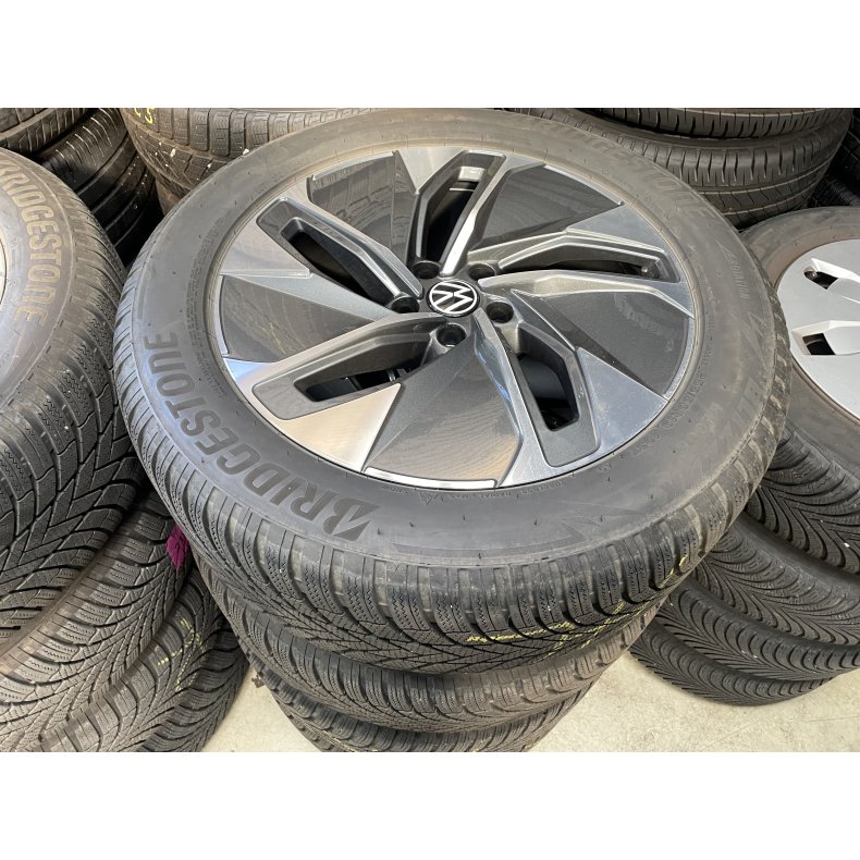 19� VW ID.4, VW ID.5 Ref.A81 Vinterd�k 