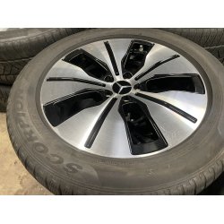 19� Mercedes EQC Ref.269 vinterd�k 