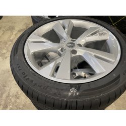 20� Audi Q4 Ref.284D sommerd�k 