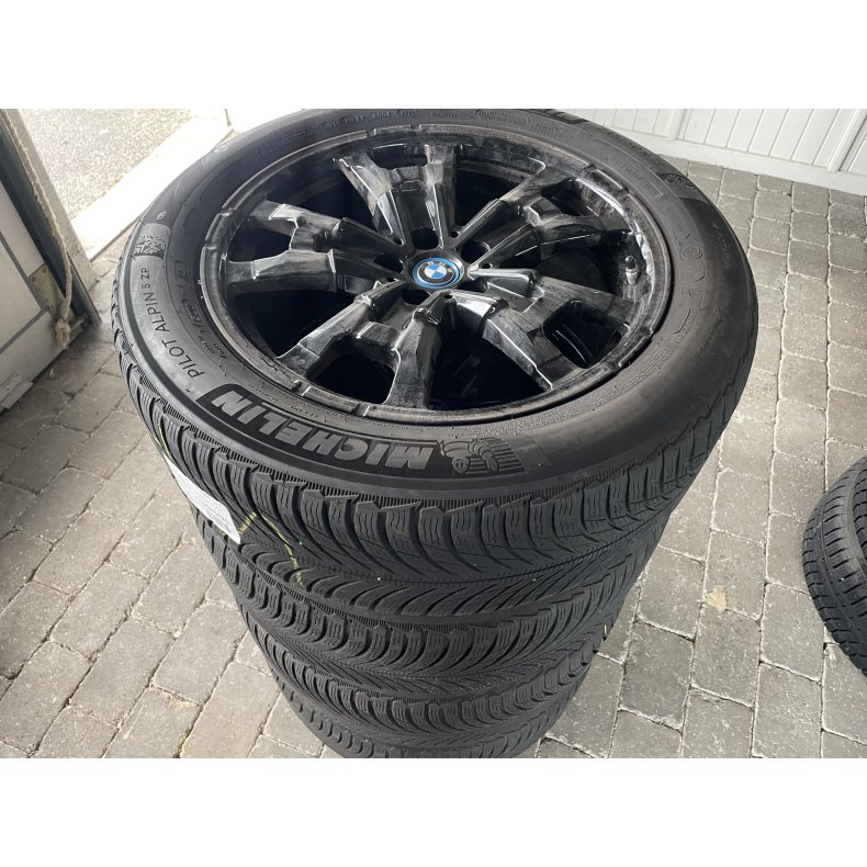 19� BMW IX3 Ref.K23 vinterd�k 