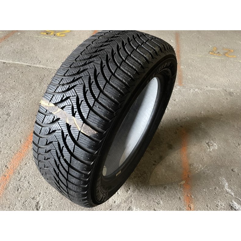 16 Michelin 215/55r16 Ref.W16 vinter