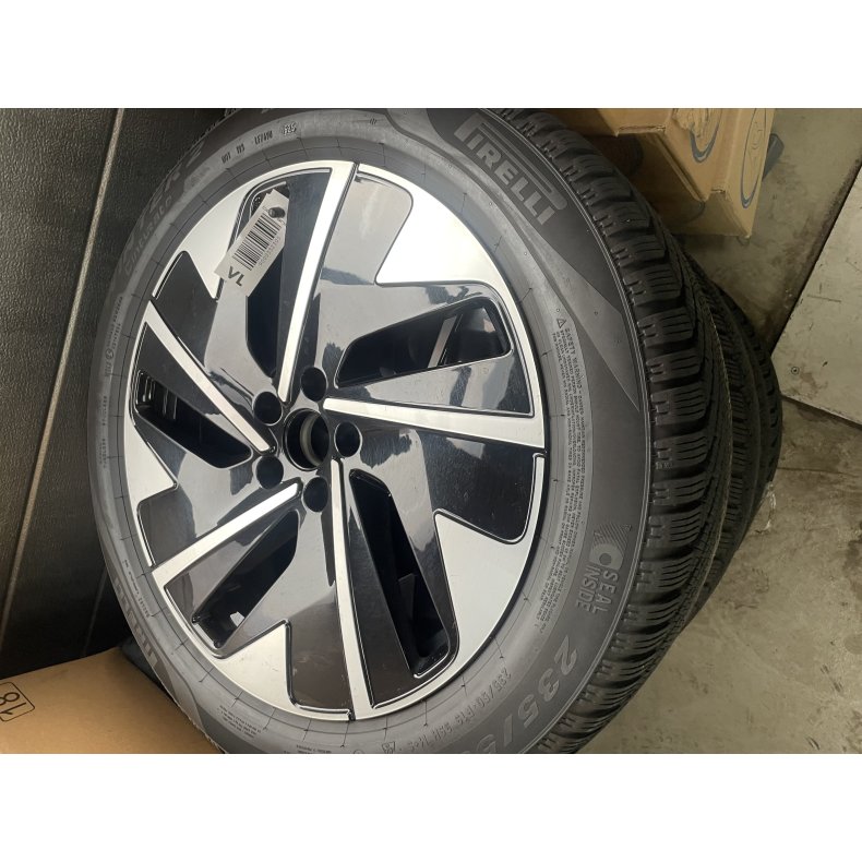 19� VW ID.7 Ref.A83 vinterd�k 