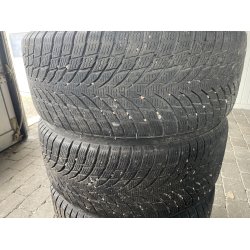 18� Tesla Model 3 Ref.K23 vinterd�k 