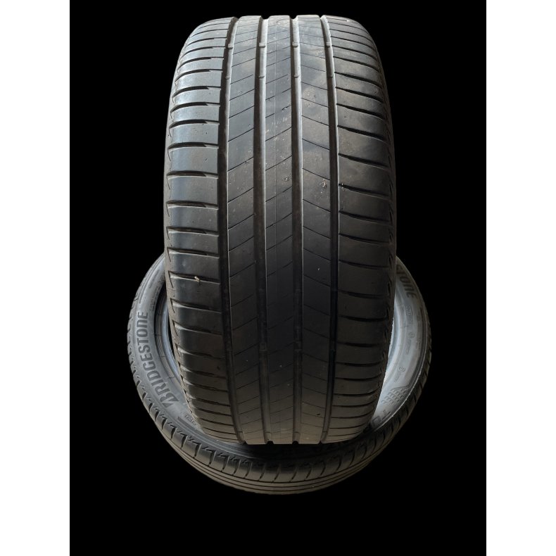 19 Bridgestone 245/40r19 Ref.S1A sommer