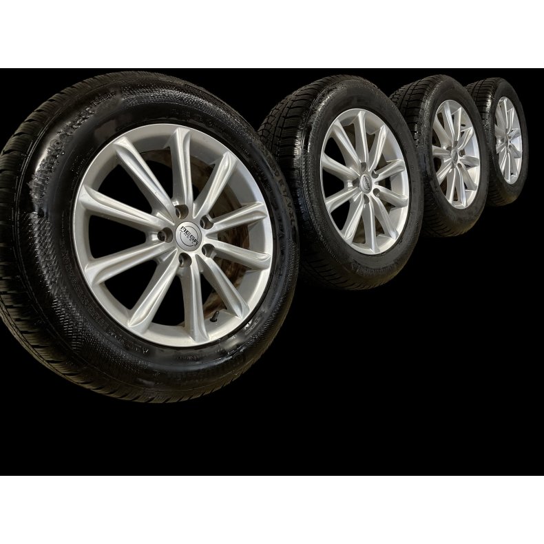 17 Volvo XC40 235/60r17 Ref.126 vinter