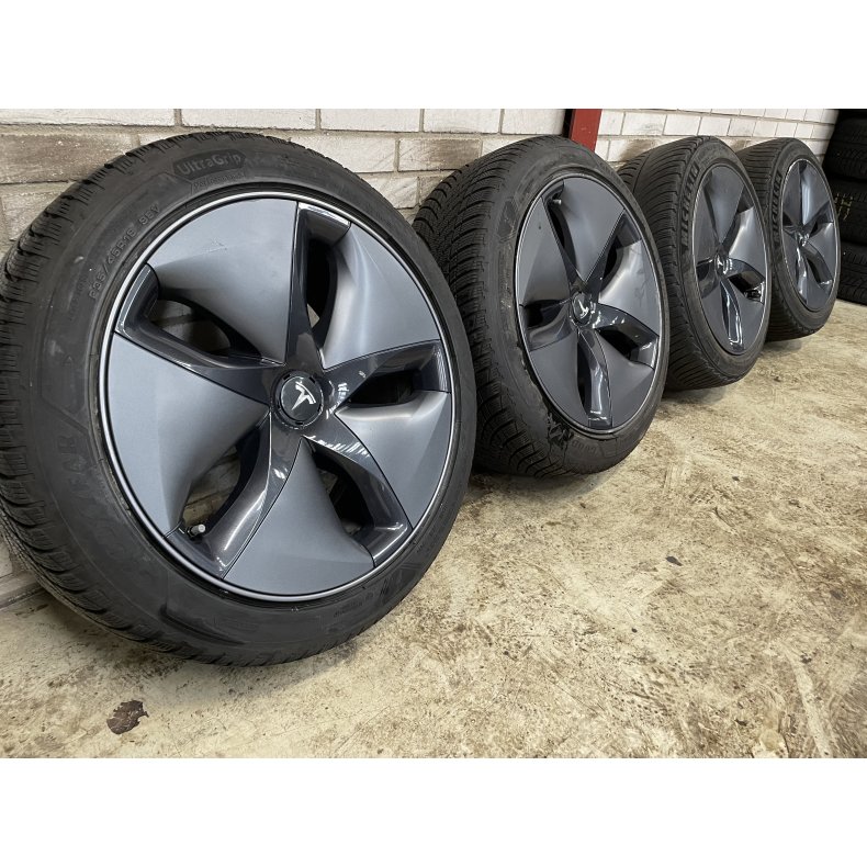 18 Tesl Model 3 Ref.97 vinterdk 
