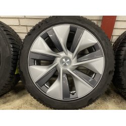 19 Tesla Model Y Ref.209 vinterdk 