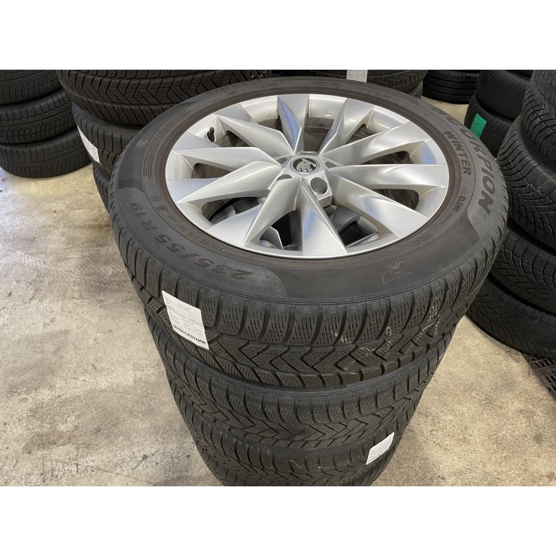 19 Skoda Enyaq Ref.995 vinterdk 