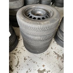 Stlflge 17 Peugeot 3008 215/65/17 Ref.822 vinterdk