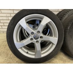Aluflge 17 Audi A4 225/45/17 Ref.146 sommerdk 