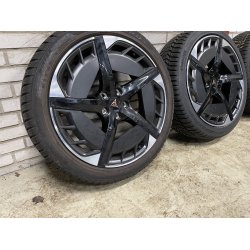 20 Cupra Born Ref.120 vinterdk 