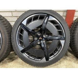 20 Cupra Born Ref.120 vinterdk 