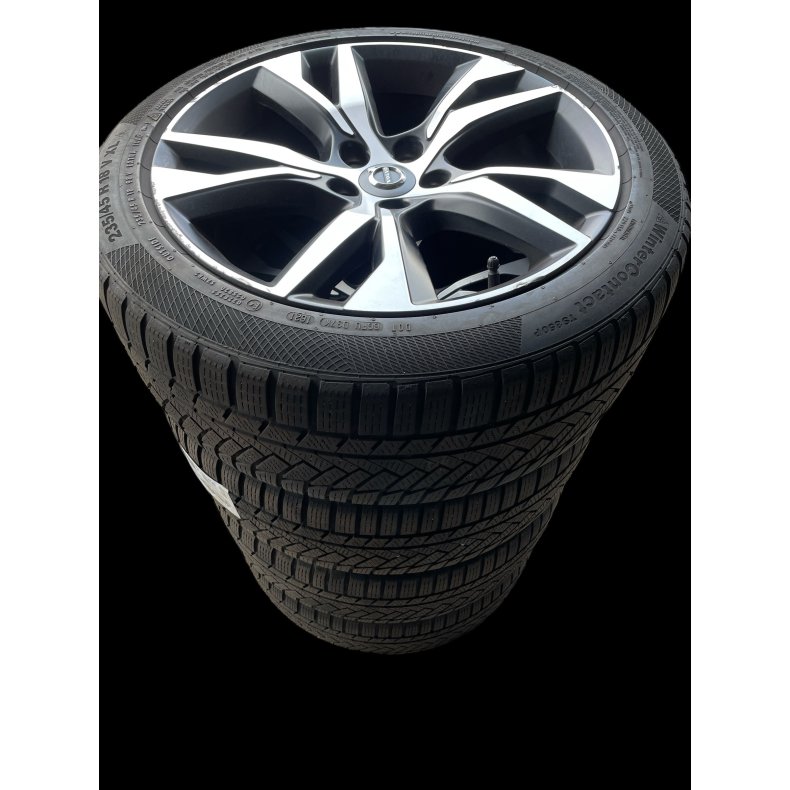 18 Volvo V60 235/45r18 Ref.P2 vinter