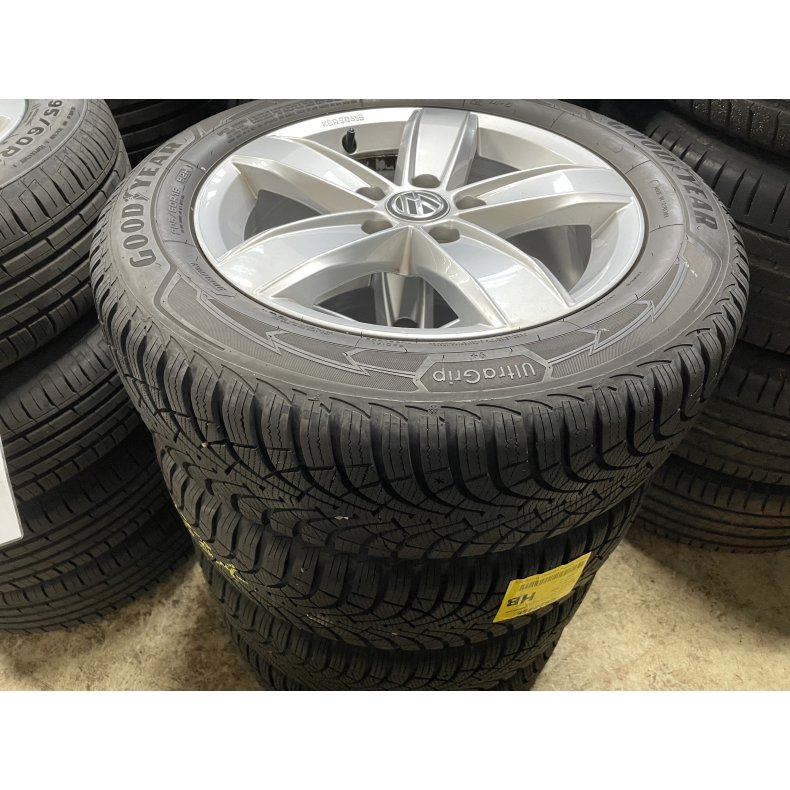 16 VW Touran Ref.163 vinterdk 