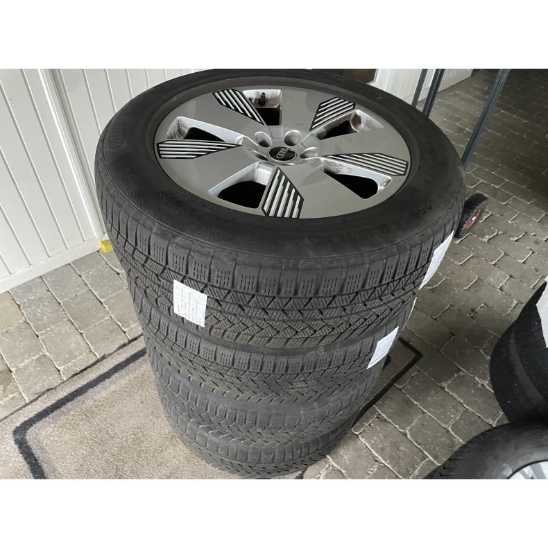 19 Audi 55 Quattro Ref.838 vinterdk 