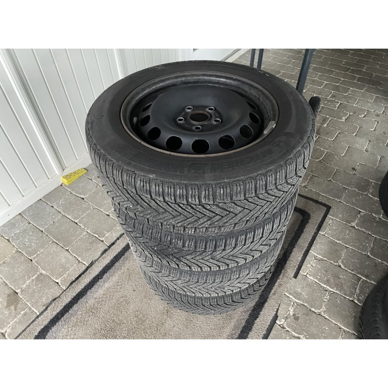 16 VW Touran Ref.841 vinterdk 