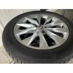 19 Skoda Enyaq Ref.881 vinterdk 