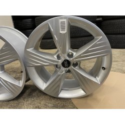 19 Audi Q4 aluflge (demo) Ref.M111