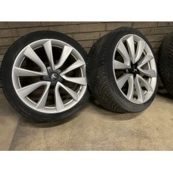 19 Tesla Model 3 Ref.K3A helrsdk 