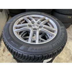 16� Ford Focus Ref.A23 vinterd�k 