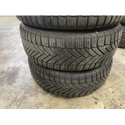 16 Kia Niro Ref.A24 vinterdk 