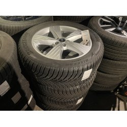 19� Audi Q4 Ref.P24 vinterd�k 