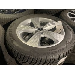 19� Audi Q4 Ref.P24 vinterd�k 