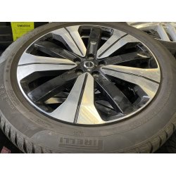 19� Volvo XC40 Ref.277 vinterd�k 