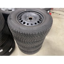 17� Ford Kuga Plug-in Ref.143 vinterd�k 