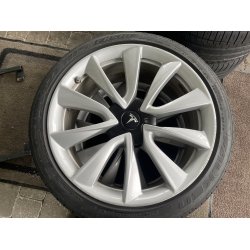 19� Tesla Model 3 Ref.853 sommerd�k 
