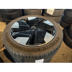 19� Volvo EX30 Ref.750 sommerd�k 