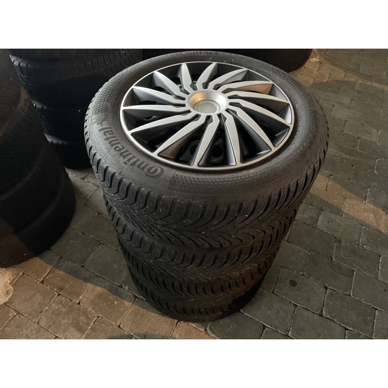 16� Kia Ceed Ref.854A vinterd�k 