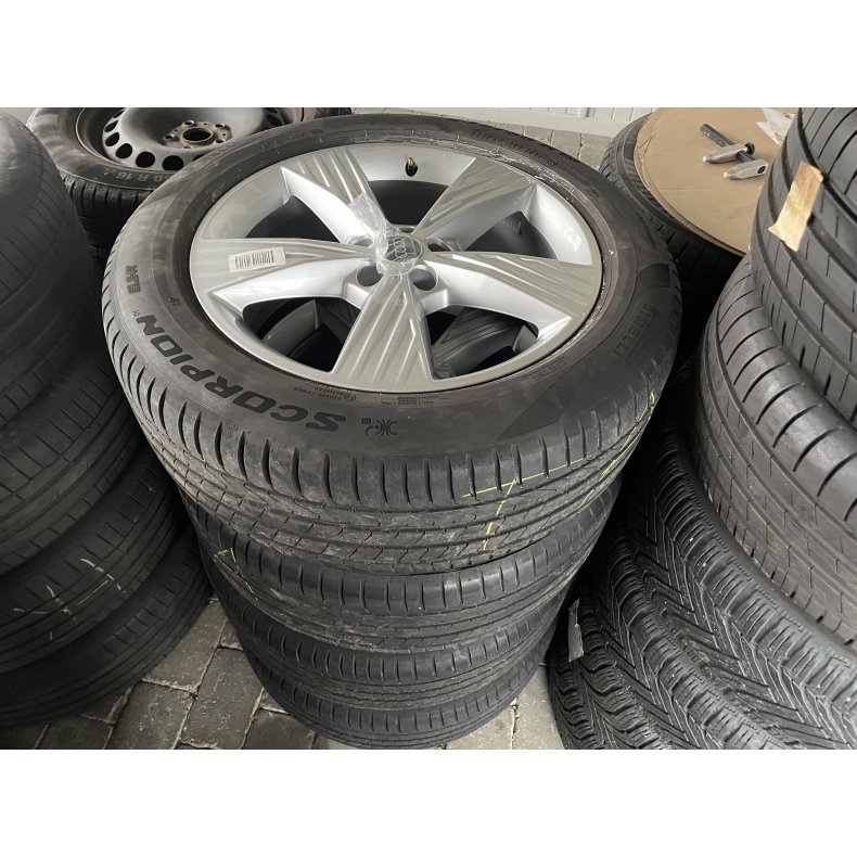 19� Audi Q4 Ref.P15 sommerd�k 