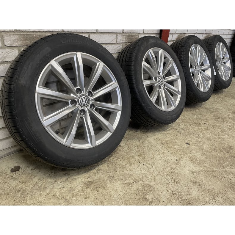 17 VW Passat 215/55r17 Ref.99 sommer 