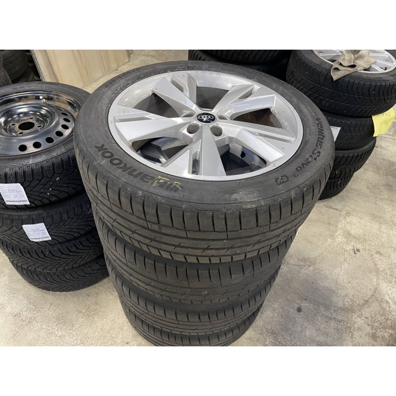 20� Audi Q4 Ref.103 sommerd�k 