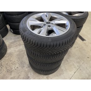 20� Audi Q4 Ref.120 hel�rsd�k 