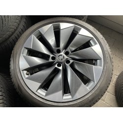 21� Skoda Enyaq Ref.901 sommerd�k 