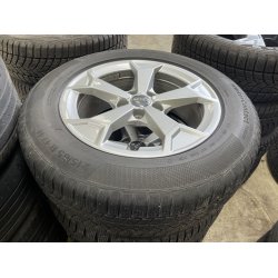 17� Audi Q3 Ref.277 vinterd�k 