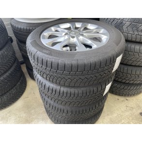 17� Mercedes GLA Ref.C4A vinterd�k 